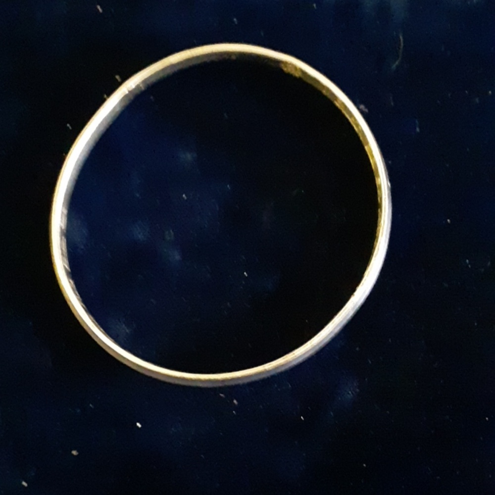 Solidsterling silver 925 airoub not sure if I spel